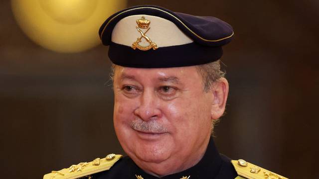 Malaysia installs Sultan Ibrahim Sultan Iskandar as new king