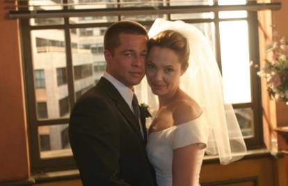 Angelina Jolie i Brad Pitt na Božić se vjenčali na Karibima?