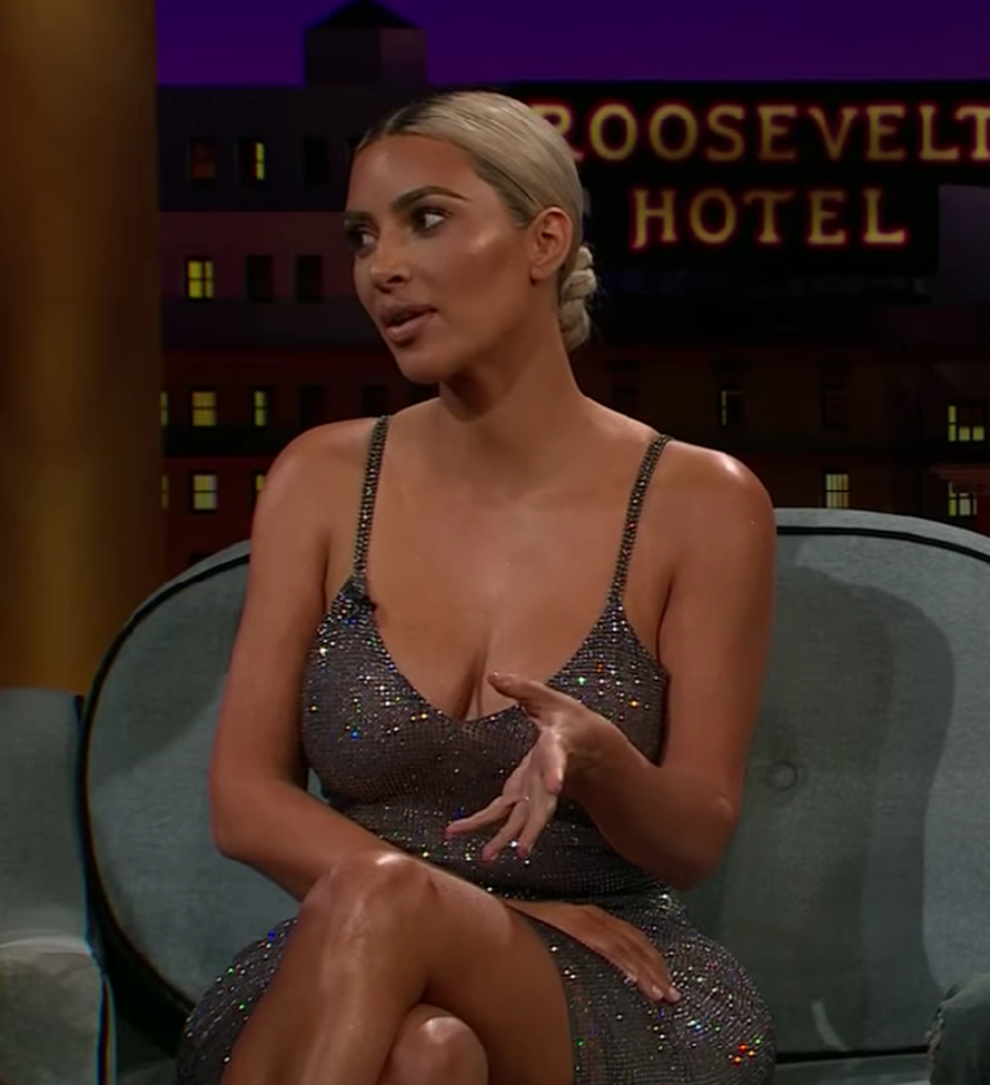 Je li Kim Kardashian imala neke estetske operacije? Obožavatelji kažu: 'Kao da je smanjila grudi'