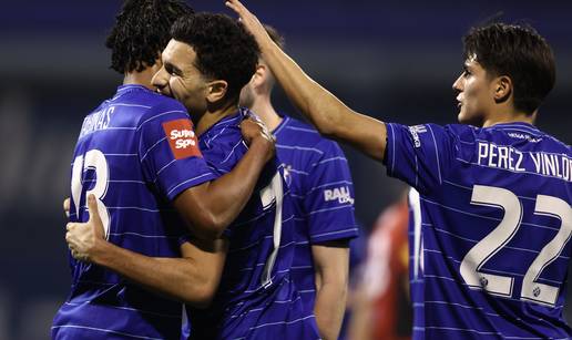 Modri mirno u polufinale Kupa: Igrali klinci, prinova asistirala, ali brinu ozljede dvojice igra&ccaron;a