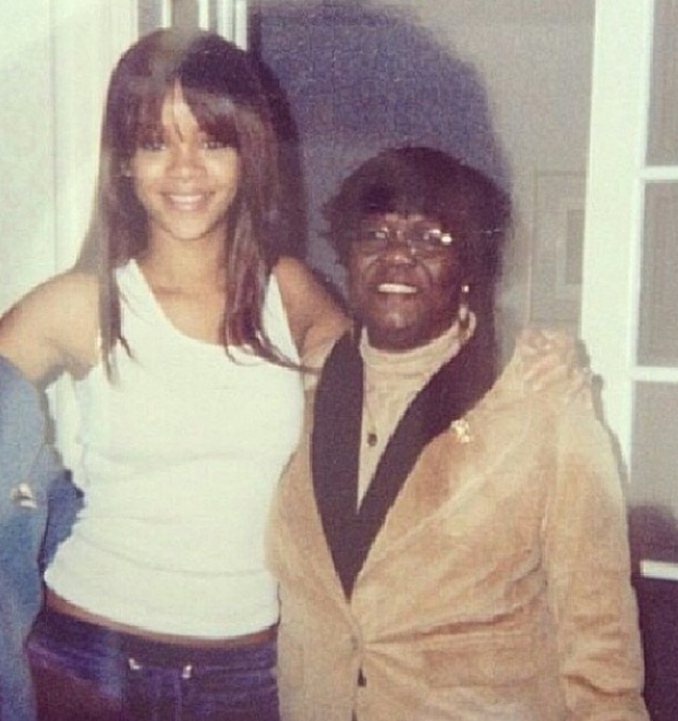 FOTO Rihanna danas slavi 37. rođendan: Evo kako se slavna ljepotica mijenjala kroz godine