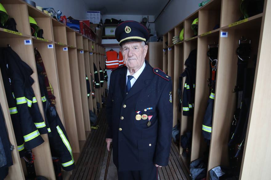 Vatrogasna legenda, 94-godišnji Gabro Čukelj najstariji je vatrogasac u Zagorju