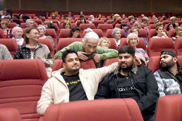 Bjelovar: Rasplesani strani radnici napravili nezaboravan tulum na DOKUartu