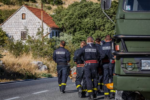 Veliki šumski požar u okolici Planog