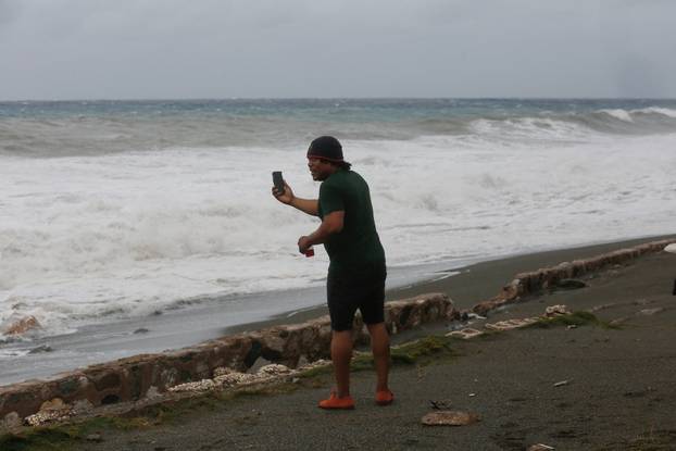 Hurricane Melissa approaches, in Jamaica