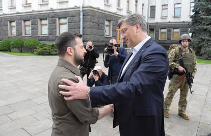 VIDEO Burno na Vladi. Premijer napao Milanovića pa potvrdio: 'Zelenski dolazi u Dubrovnik!'