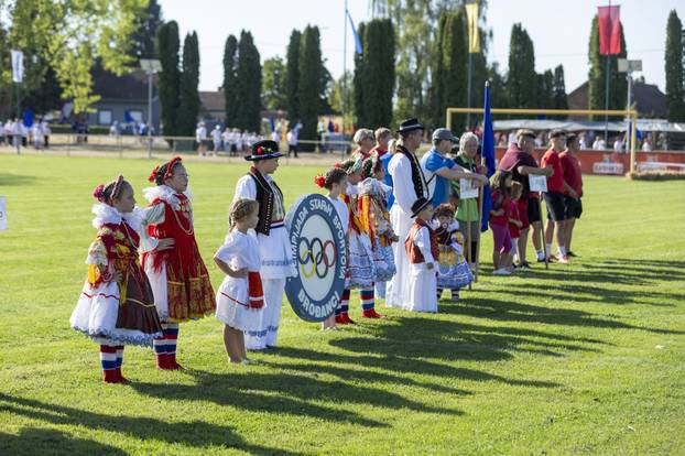 Brođanci: Otvorenje 52. Olimpijade starih sportova u Brođancima