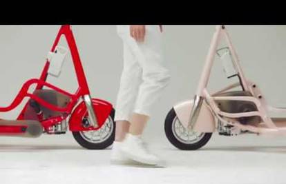 Ovaj električni tricikl vozi se tako da ćete na njemu hodati