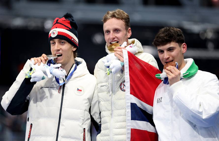 Speed Skating - Men's 5000m Victory Ceremony