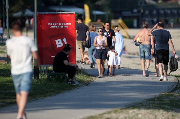 Spas od vrućina na zagrebačkom jezeru Jarun