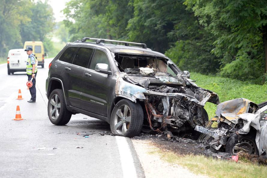 Užas kod Čakovca: Auti gorjeli, tata i dijete se bore za život...