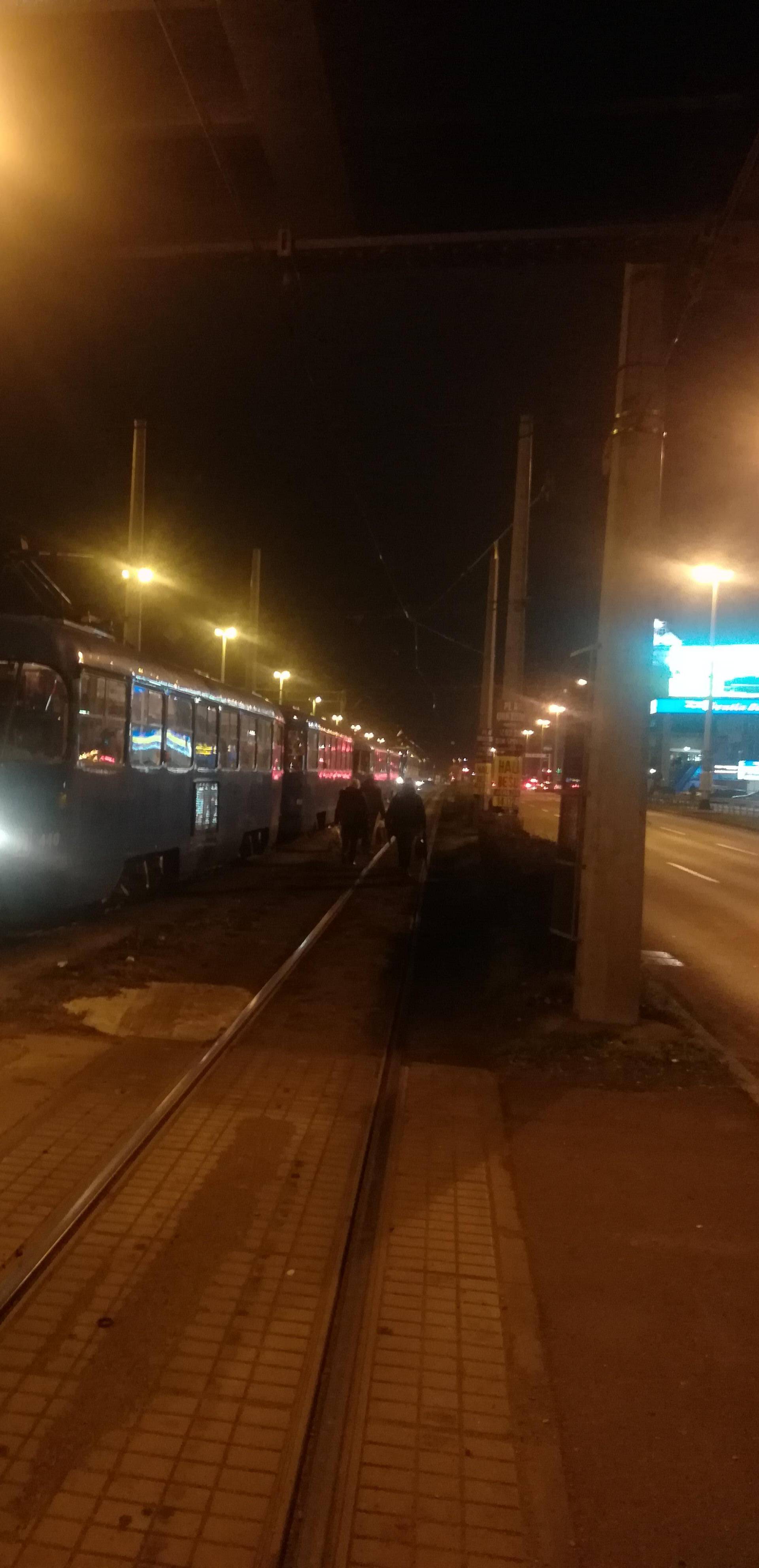 Tramvaj je iskočio iz tračnica: Promet blokiran, velike kolone