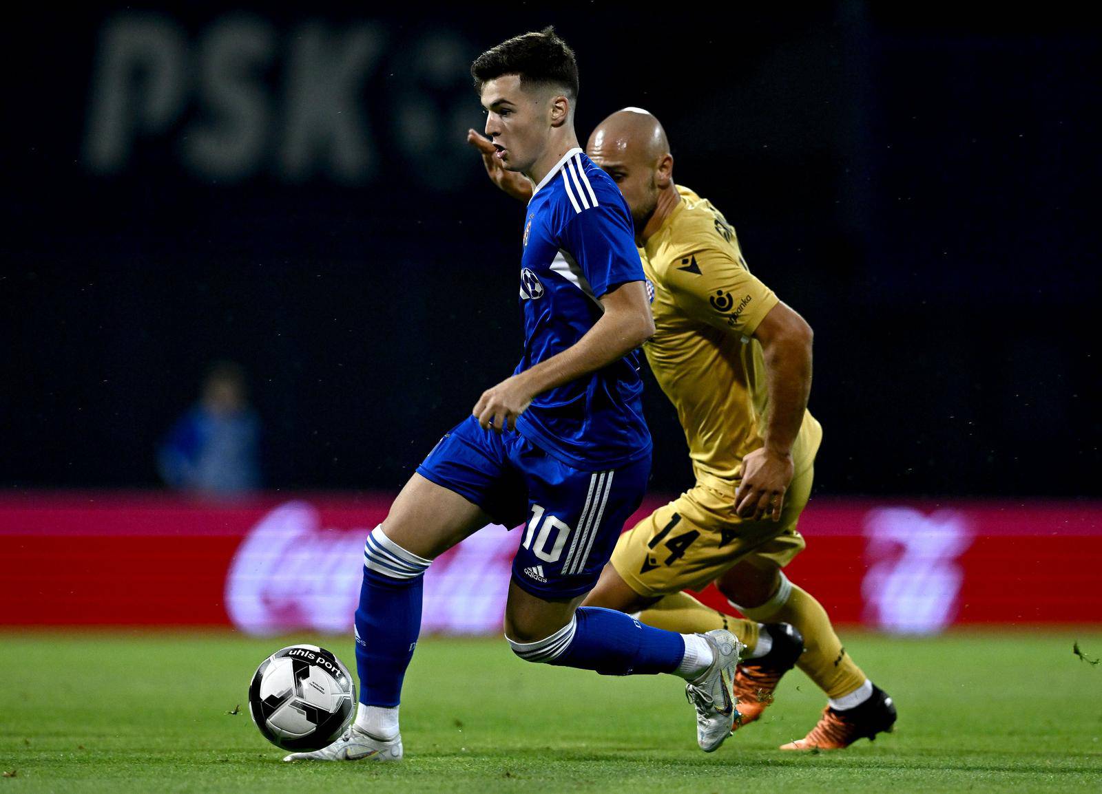 Zagreb: Derbi Dinama i Hajduka na stadionu u Maksimiru