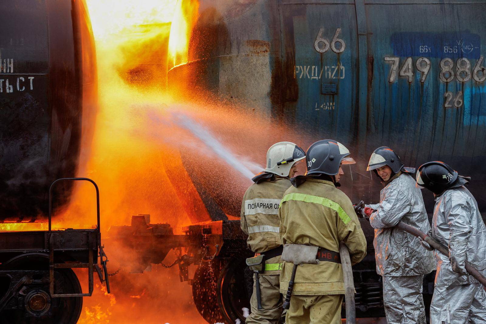 Fire following recent shelling in Shakhtarsk