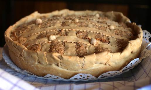 Imotska torta s nadjevom od badema: Slastica koja je odu&scaron;evila i austrijskog cara