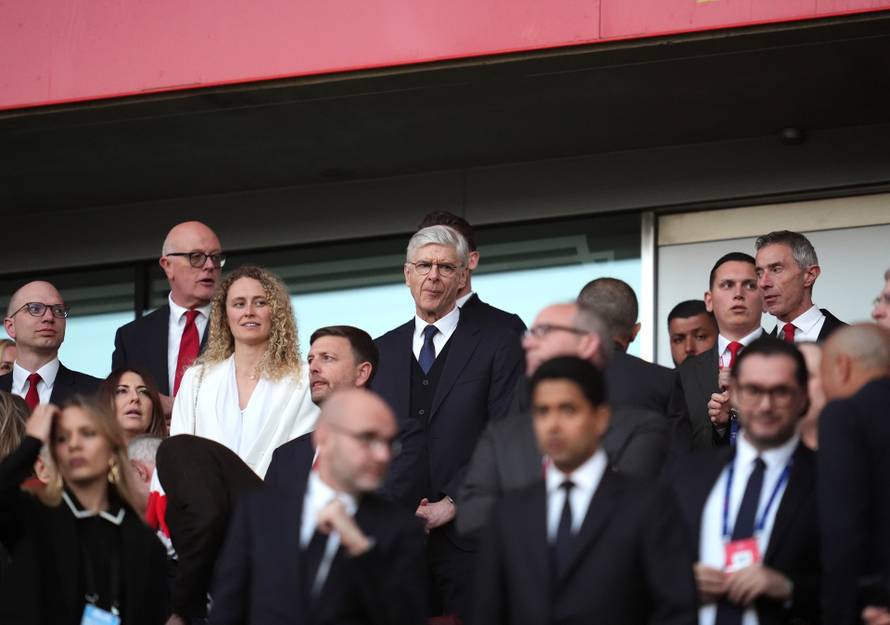 Arsenal v Paris Saint Germain - UEFA Champions League - Semi Final - First Leg - Emirates Stadium