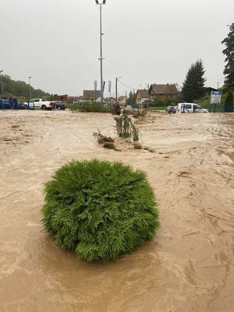 U Vidovcima još saniraju štete nakon oluje, grad za poplave krivi 'neodgovorne sugrađane'