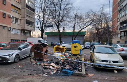 VIDEO Policija o požarima u Sopotu: Gorjeli spremnici za papir, oštećen  parkirani Renault