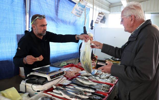 Šibenik: Ponuda ribe na korizmeni petak