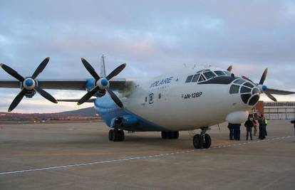 Avion pao na uzletište, pet je članova posade poginulo