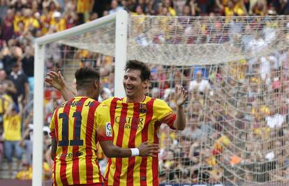 Neymar i Messi srušili Athletic, Barcelona u bojama Katalonije
