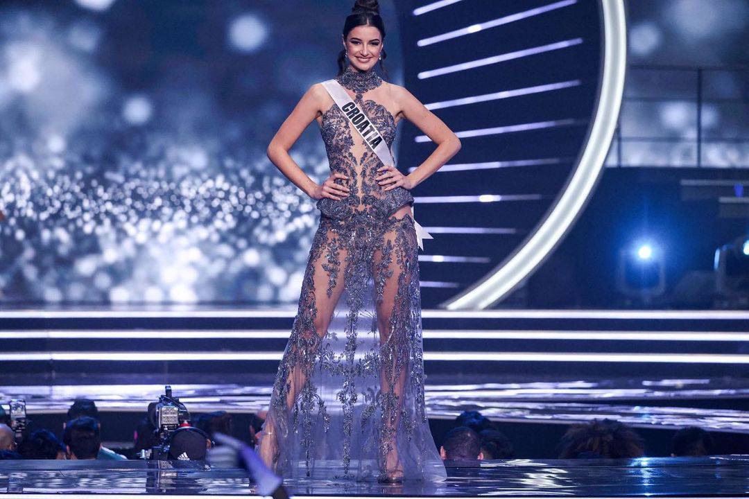 Miss Indije Harnaaz Sandhu odnijela je titulu Miss Universe