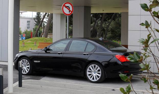 Split: Željko Kerum do?ekao ispred bolnice Fani i sina Franu