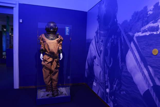 Zagreb: Premijerni razgled izložbe VRHOVI DUBINA - podvodna baština Splitsko-dalmatinske županije