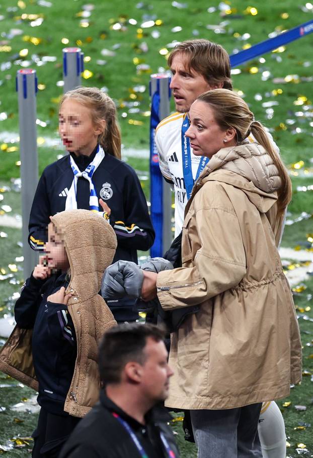 FOTO Tata, opet si prvak: Evo kako je Modrić slavio s obitelji
