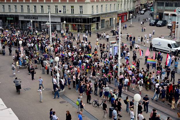Zagreb: 25. Povorka ponosa LGBTIQ zajednice "Korak po korak, iskorak!"
