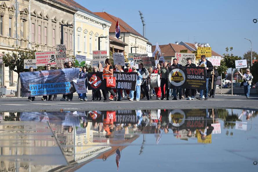 Koprivnica: Prosvjedni marš protiv megafarme pilića Veliki Pažut