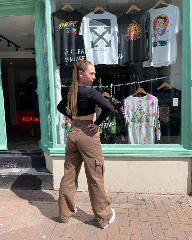 FOTO 'Dečki me u školi nikad nisu primjećivali, a danas ne mogu skinuti pogled s mene'