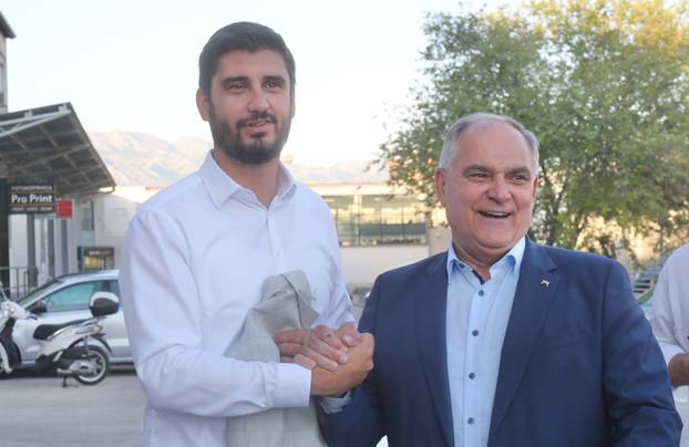 Split: Doček izbornih rezultata u stožeru HDZ-a