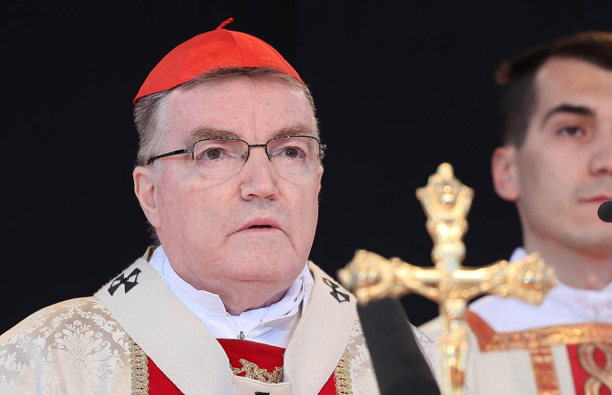 Božićna čestitka kardinala Josipa Bozanića svima: 'Bog ulazi u ljudsku svakidašnjicu'