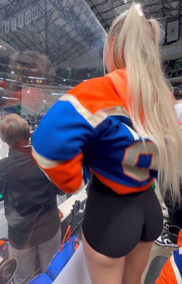 FOTO 'Toliko sam lijepa da ne mogu otići na utakmicu, svi gledaju u mene, a ne hokej'