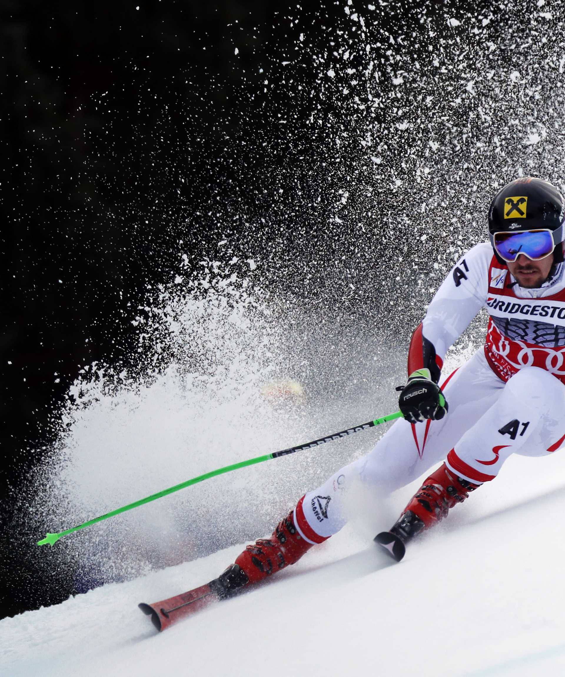 Alpine Skiing - Men's Giant Slalom