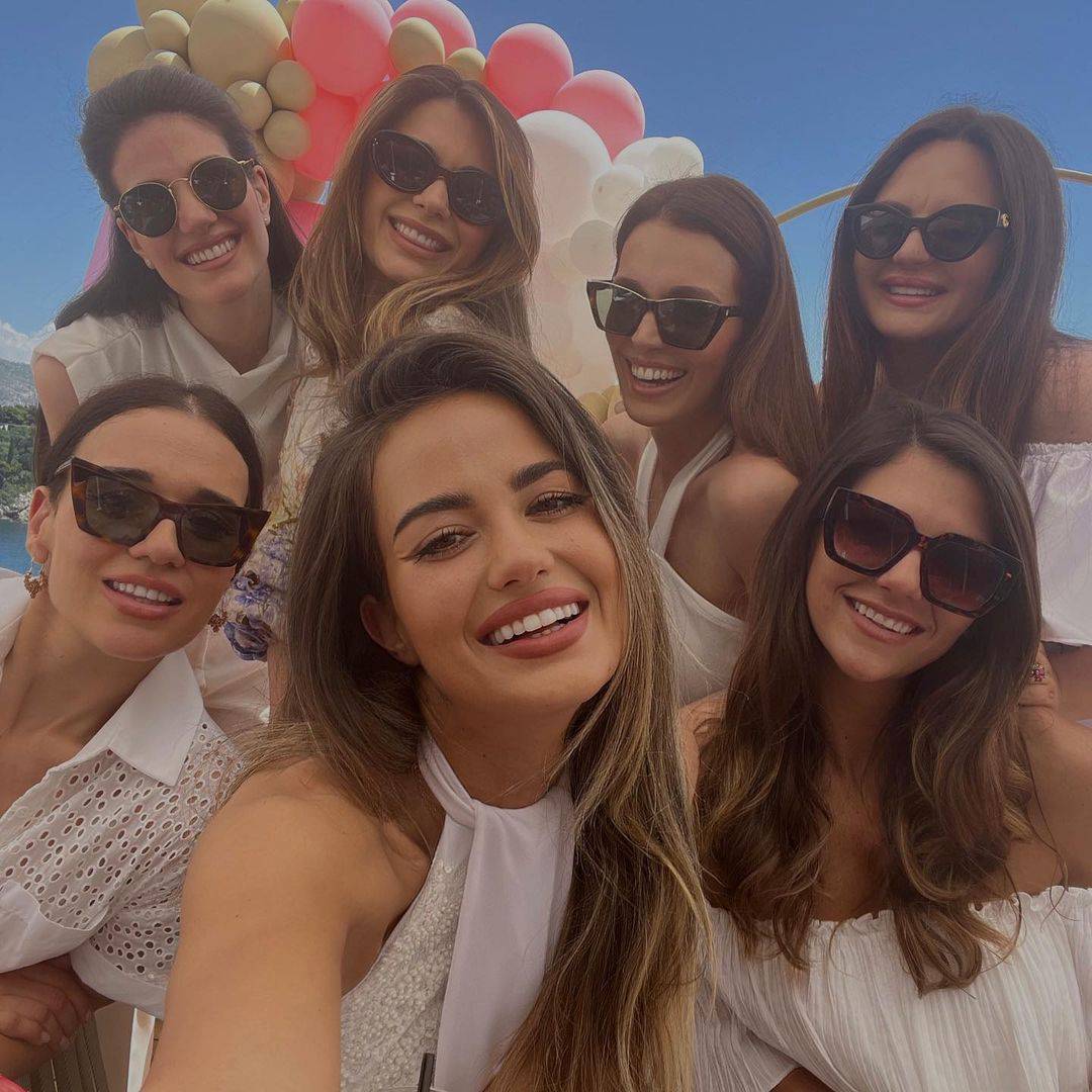 Adriana Ćaleta-Car objavila fotke s luksuzne djevojačke: 'Sve emocije su tu! Volim vas!'