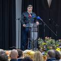 Zašto je Milanović prešutio ustaški transparent iznad glave