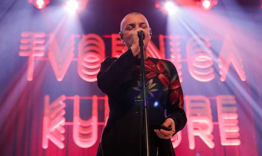 Sinead O'Connor cijeli je život brijala glavu: 'Bojala sam se. Bilo je opasno biti lijepa...'