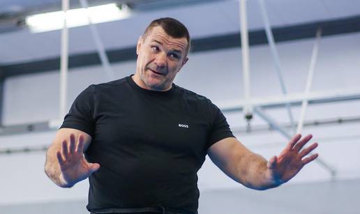 Cro Cop: Radi besplatne karte ja bih valjda trebao na drugi kraj svijeta?! Sat mi stane od straha