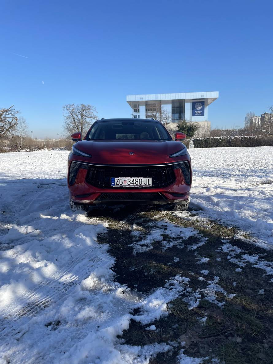 Testirali smo Forthing T5 EVO: Kineski SUV na japanski pogon za 29.990 € s hrpom opreme