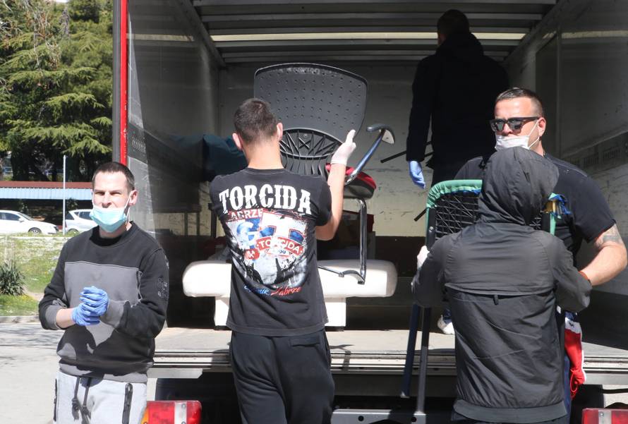 Split: Torcida stigla, pomaže pri selidbi bolnice Križine na Firule