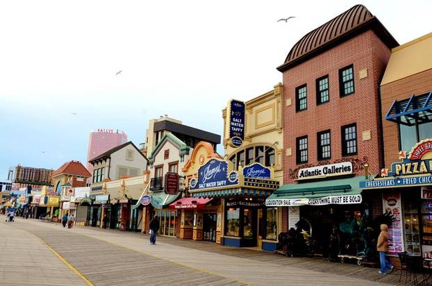 FOTO Nekad su svi maštali o odmoru na ovim mjestima, a danas ih se nitko ne sjeća