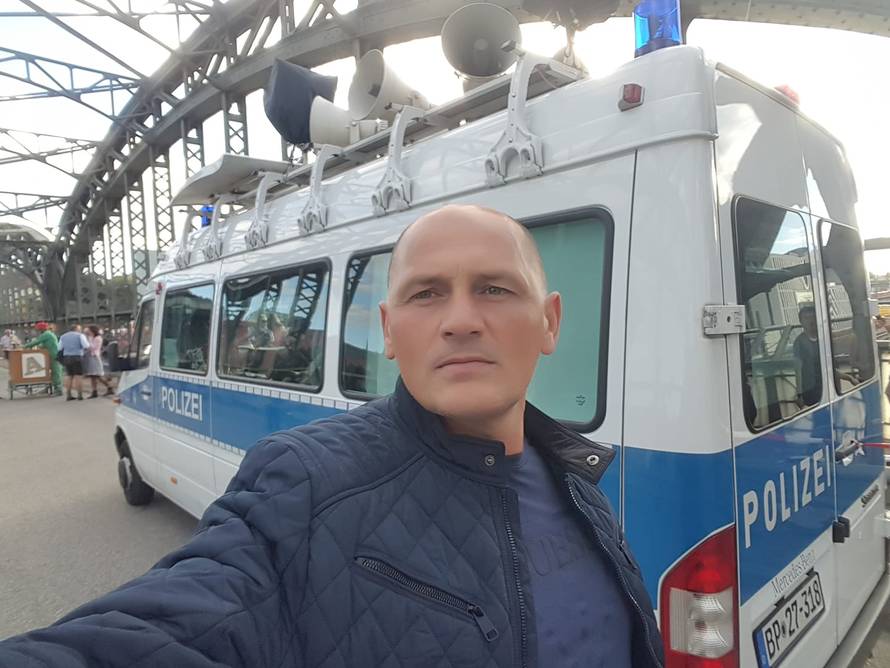 Farmer Dragan o presađivanju kose: 'Boljelo je, ali zadovoljan sam. Nagovorio me moj kum...'