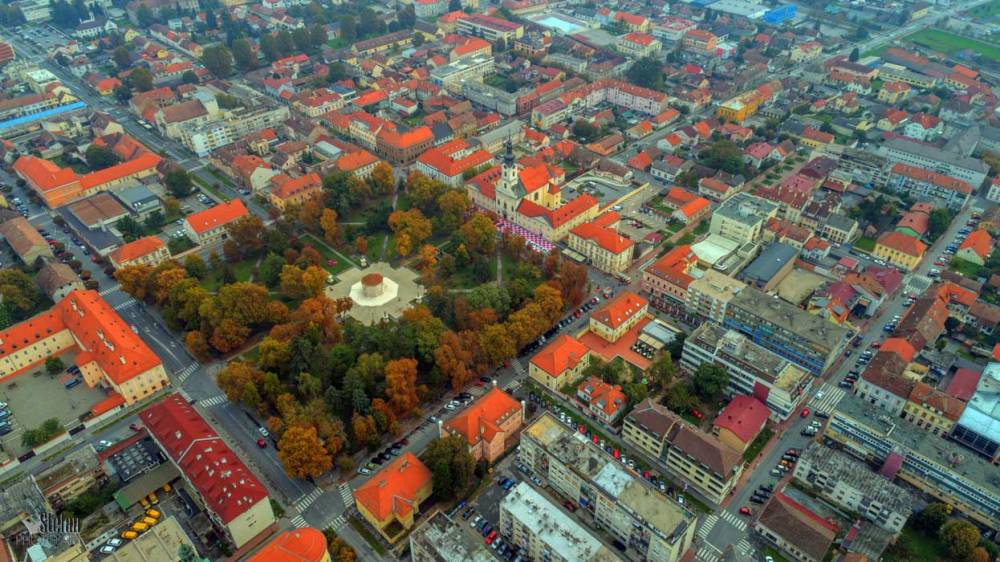 Vatrena fešta: Bjelovar prekrila megazastava od gotovo 100 m!