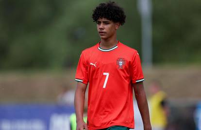 Lovac na talente: Cristiano Jr. djeluje malo nespretno, ali još mu je tijelo u razvoju. Pratim ga