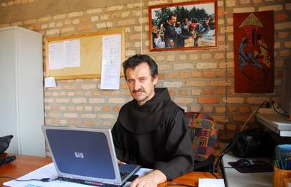 Hrvatski misionar spasio je na tisuće djece u Ruandi