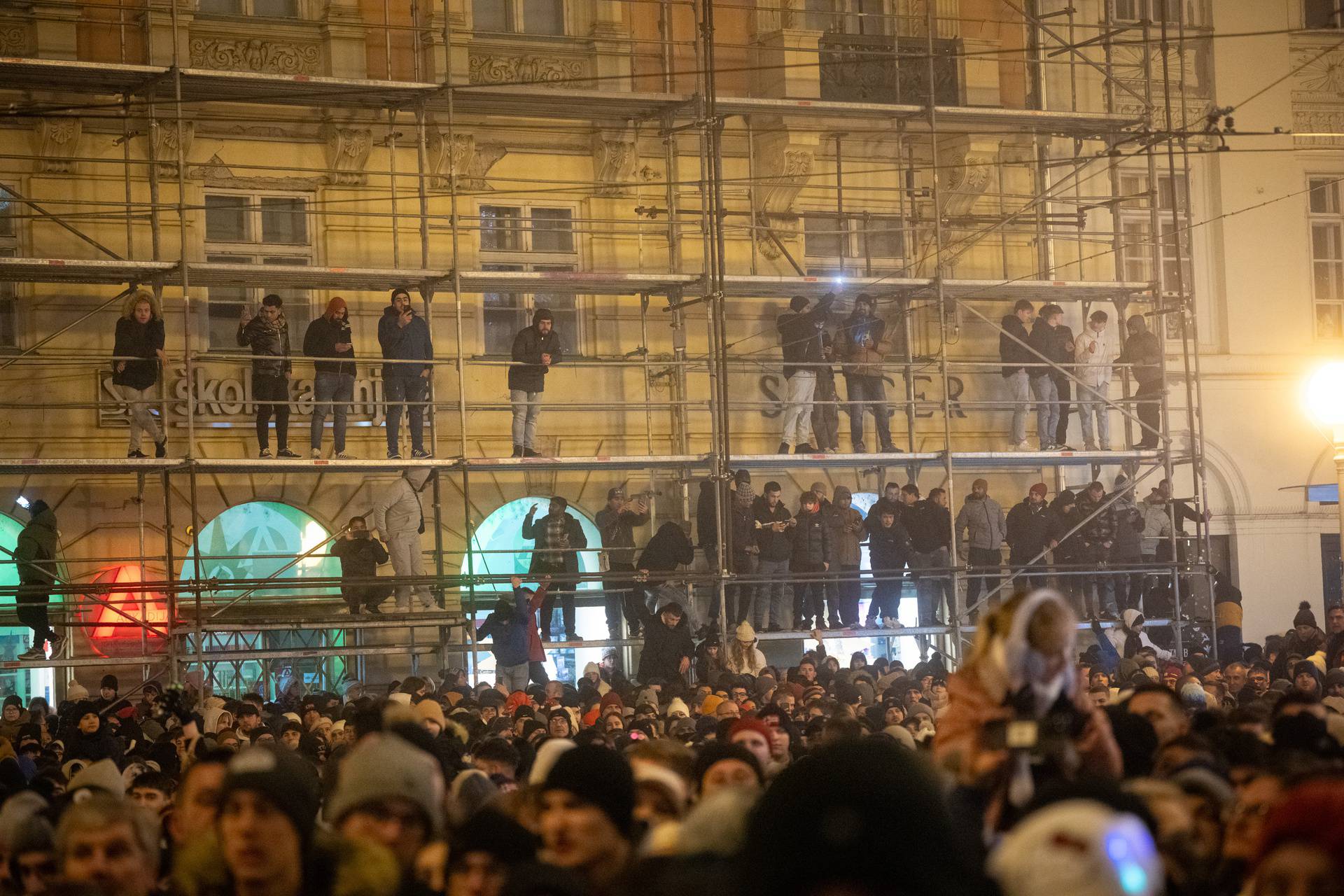 Zagreb: Koncert Baby Lasagne i Hiljsona Mandele na Glavnom trgu pri dočeku Nove godine