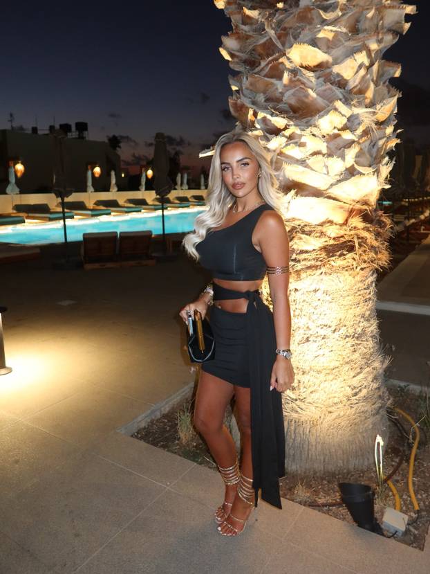 Zvijezda Chelseaja otišla je na romantično Valentinovo dok su suigrači igrali protiv Jakirovića