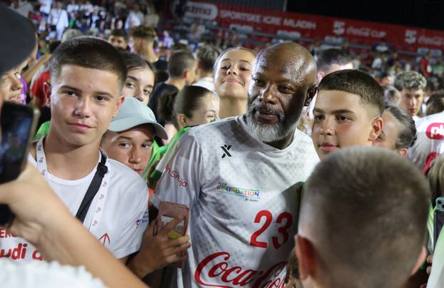Split: Revijalna All-Star nogometna utakmica povodom 30. godišnjice Plazma Sportskih igara mladih